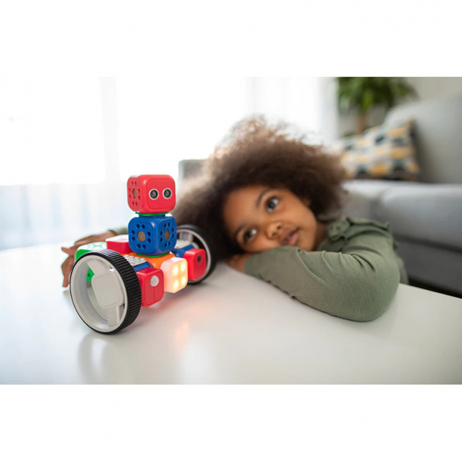 Robo Wunderkind Education Kit Fueling Discovery with Cutting